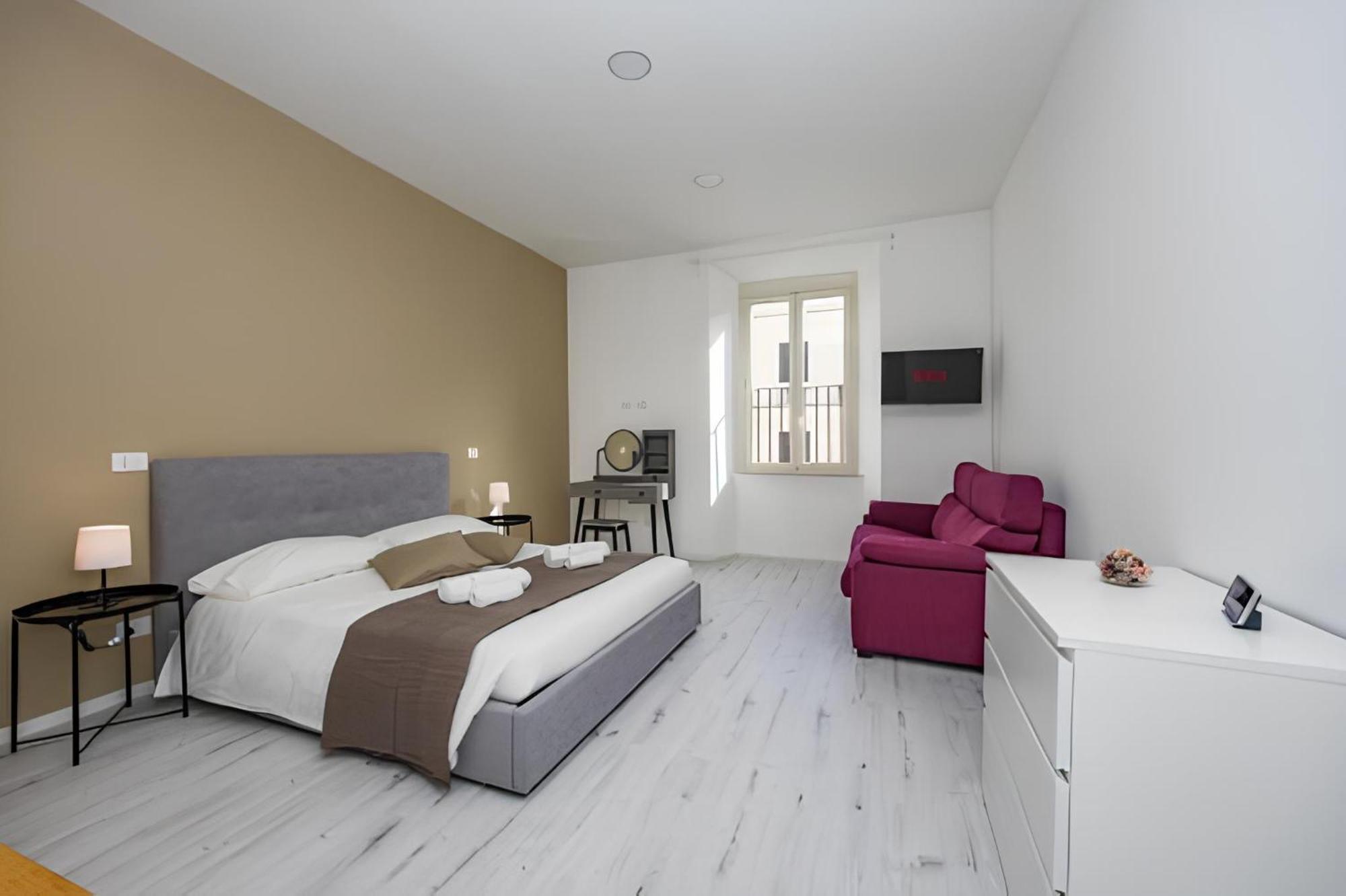 1 Minute From San Pietro - Nicole House Apartment Bagian luar foto